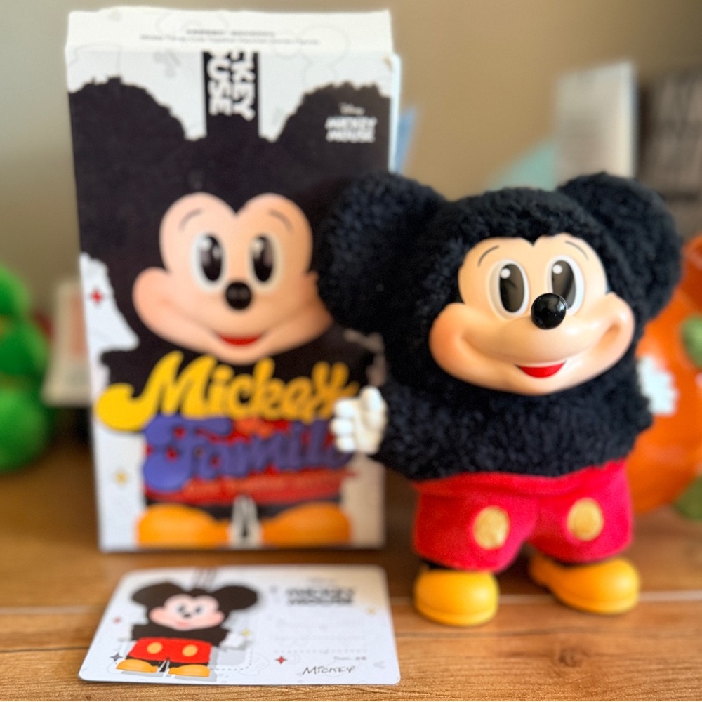 Pop Mart Mickey Family Cute Together Keychain (Opened) - Mickey Mouse